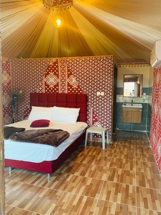 Maraheb Luxury Camp Hotel Wadi Rum Bagian luar foto