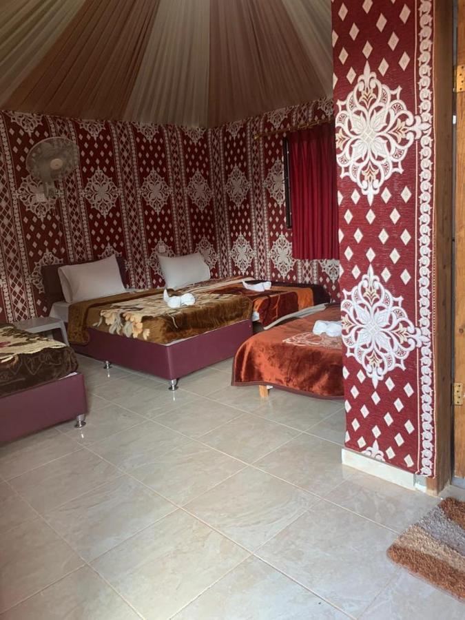 Maraheb Luxury Camp Hotel Wadi Rum Bagian luar foto