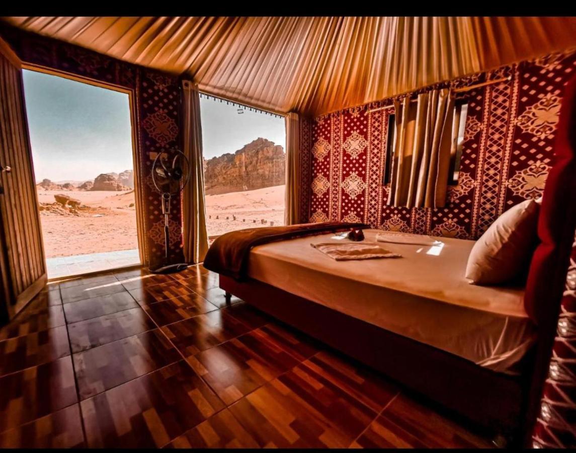 Maraheb Luxury Camp Hotel Wadi Rum Bagian luar foto