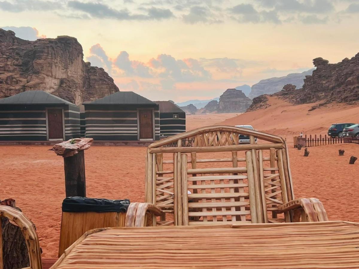 Maraheb Luxury Camp Hotel Wadi Rum Bagian luar foto